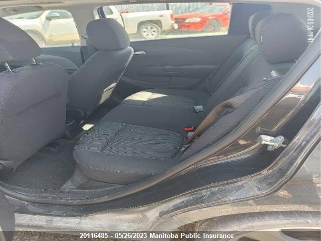 Chevrolet SONIC LT 2015 1G1JC6SH3F4150793 Image 8