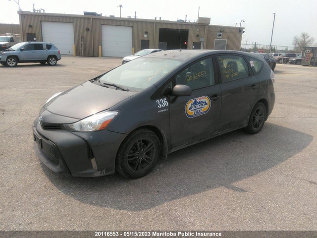 Toyota PRIUS V 2015 JTDZN3EU7FJ020173 Image 2
