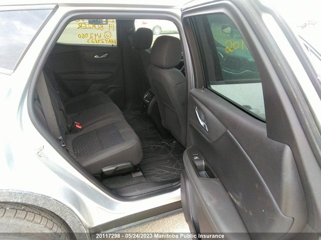 Chevrolet BLAZER 2019 3GNKBGRS0KS642060 Image 9
