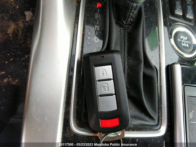 JA4AT4AA7KZ601327 Mitsubishi Eclipse Cross Se