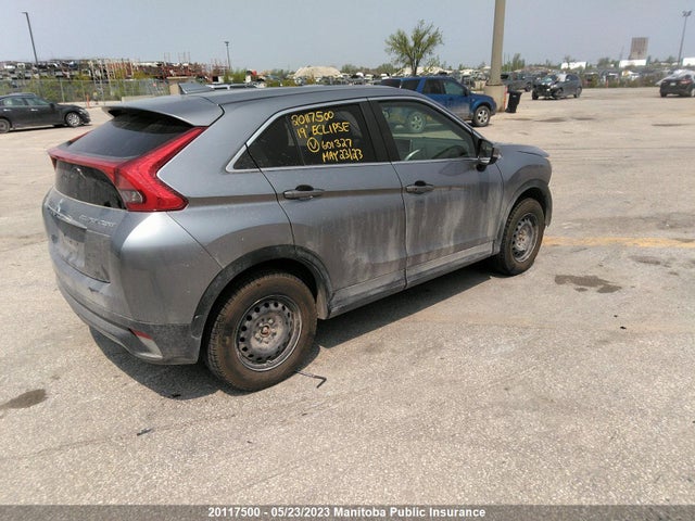 JA4AT4AA7KZ601327 Mitsubishi Eclipse Cross Se