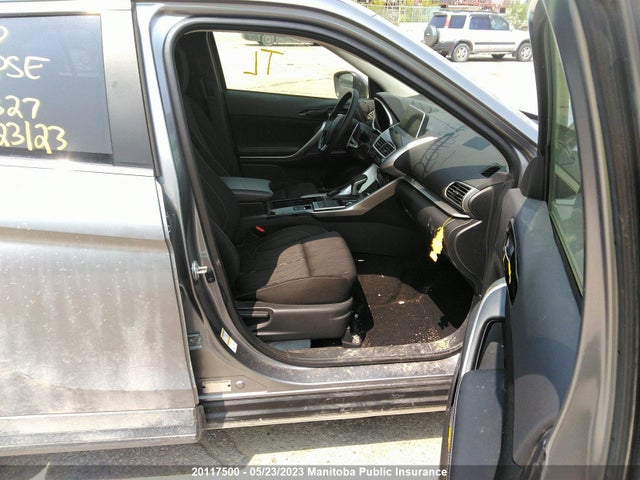 JA4AT4AA7KZ601327 Mitsubishi Eclipse Cross Se