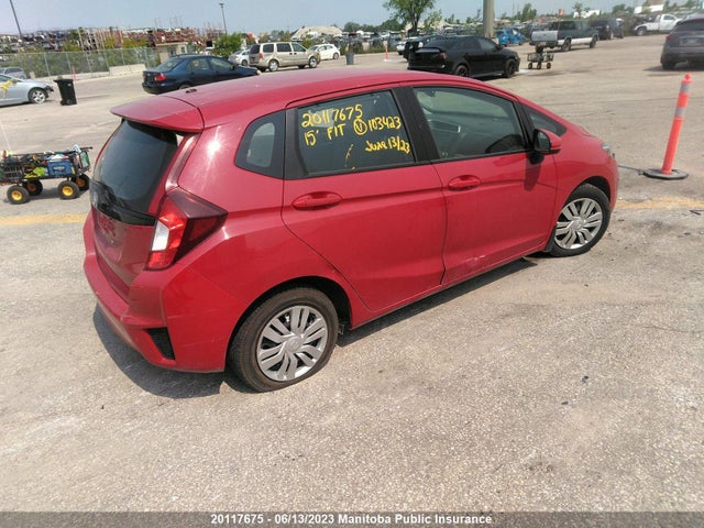Honda FIT LX 2015 3HGGK5H58FM103423 Image 5