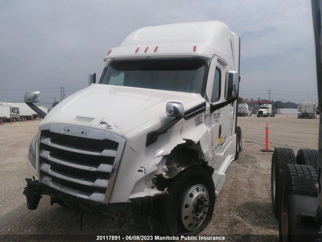 Freightliner Cascadia 2021 1FUJHHDR5MLMA7387 Image 2