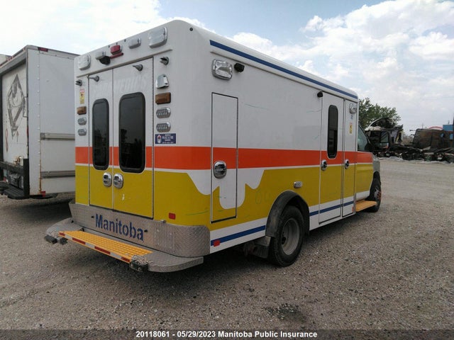 Chevrolet G3500 Express Cutaway  2019 1GB3GSCG0K1325813 Image 5