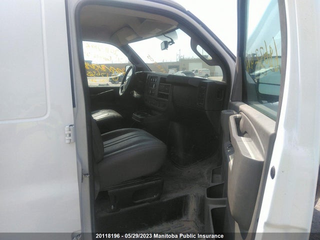 Chevrolet Express 2500 Cargo Van  2021 1GCWGAFPXM1176585 Image 5