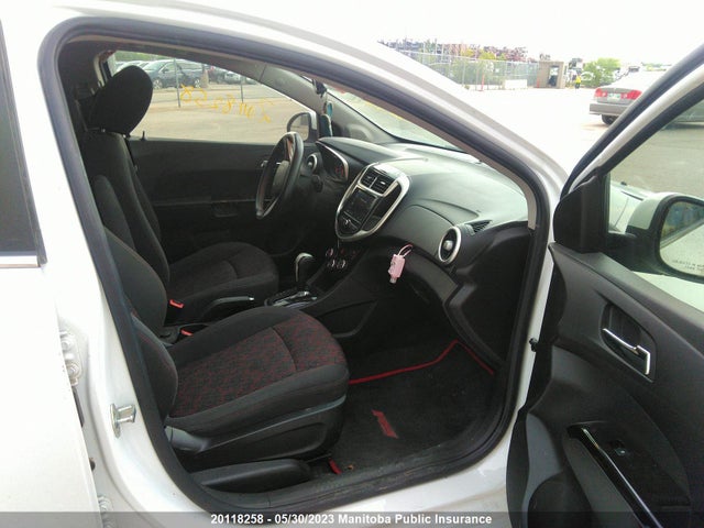 Chevrolet SONIC LT 2018 1G1JD6SB2J4117740 Image 6