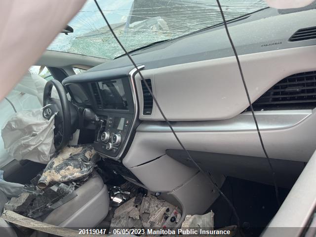 Toyota Sienna V6  2017 5TDZZ3DC1HS884526 Image 5