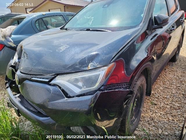 Toyota RAV4 LE 2017 2T3BFREVXHW598671 Image 2