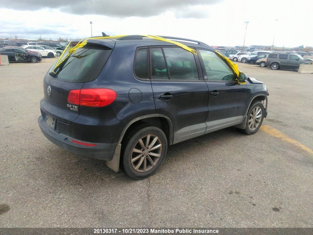 2017 Volkswagen Tiguan 2.0 Tsi მანქანა იყიდება აუქციონზე, vin: WVGNV7AX3HK012392, აუქციონის ნომერი: 20130317