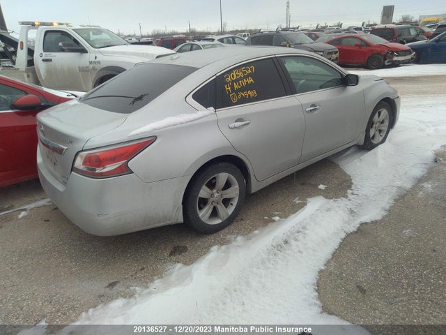2014 Nissan Altima 2.5 მანქანა იყიდება აუქციონზე, vin: 1N4AL3AP3EN245903, აუქციონის ნომერი: 20136527