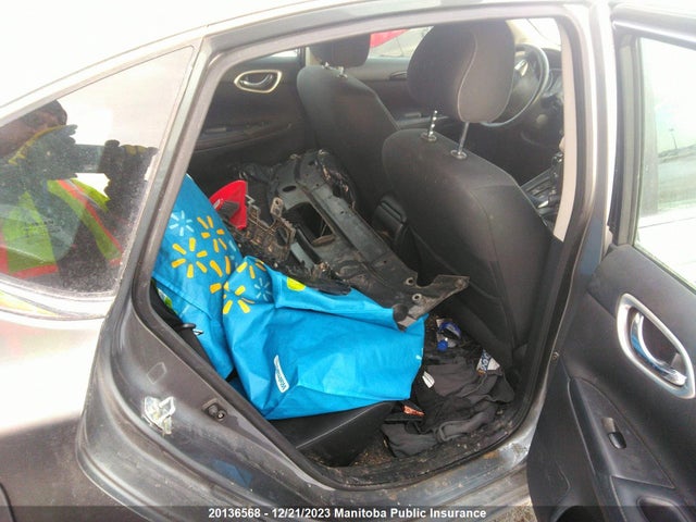 Nissan Sentra 2018 3N1AB7AP0JY277678 Image 19