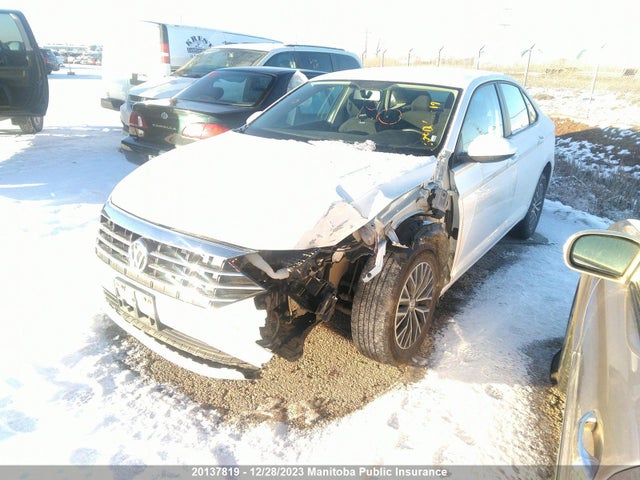 20137819 :رقم المزاد ، 3VWCB7BU5LM011445 vin ، 2020 Volkswagen Jetta Comfortline 1.4 Tsi مزاد بيع