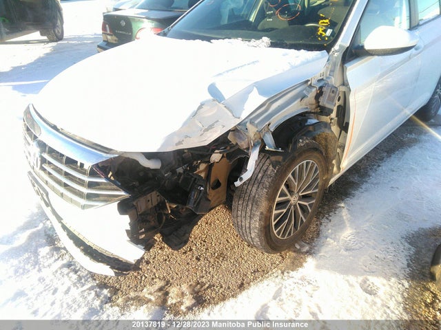20137819 :رقم المزاد ، 3VWCB7BU5LM011445 vin ، 2020 Volkswagen Jetta Comfortline 1.4 Tsi مزاد بيع