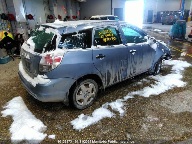 20139273 :رقم المزاد ، 2T1KR32E75C880958 vin ، 2005 Toyota Matrix مزاد بيع