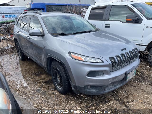 1C4PJLCB1EW297066 Jeep Cherokee Sport