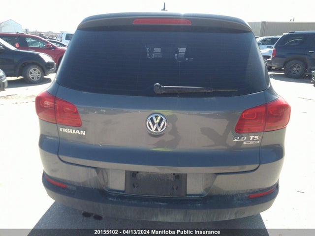WVGJV7AX8FW562353 Volkswagen Tiguan 2.0 Tsi