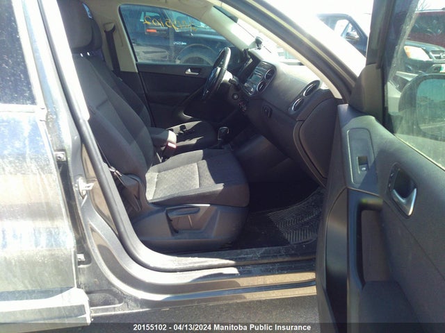 WVGJV7AX8FW562353 Volkswagen Tiguan 2.0 Tsi