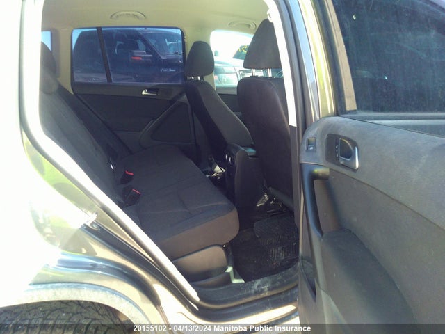 WVGJV7AX8FW562353 Volkswagen Tiguan 2.0 Tsi