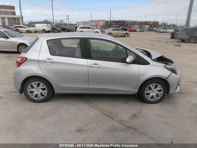 Toyota YARIS LE 2018 VNKKTUD35JA090504 Image 13