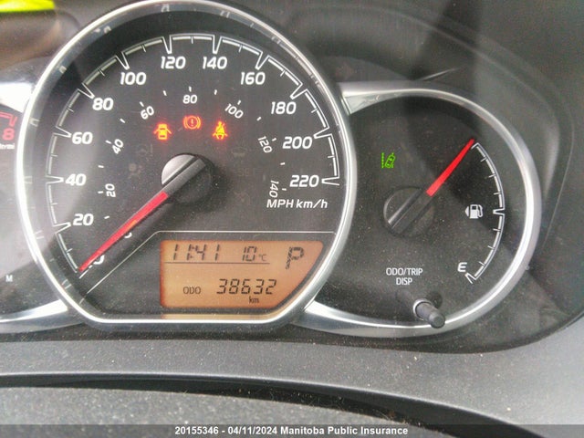 Toyota YARIS LE 2018 VNKKTUD35JA090504 Image 15