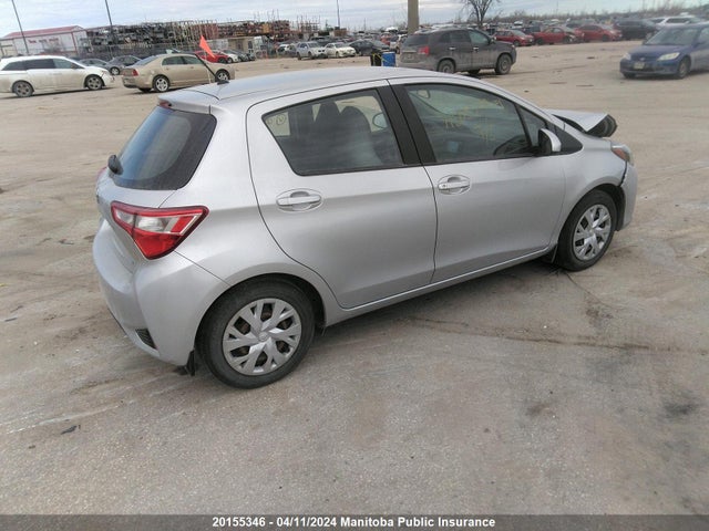 Toyota YARIS LE 2018 VNKKTUD35JA090504 Image 4