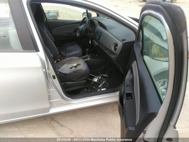 Toyota YARIS LE 2018 VNKKTUD35JA090504 Image 5