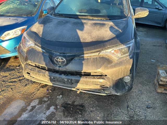 Toyota Rav4 Xle 2018 2T3RFREV6JW785278 Image 2
