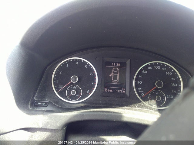 WVGLV7AX6HK032367 Volkswagen Tiguan 2.0 Tsi