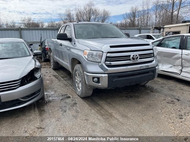 Auction sale of the 2017 Toyota Tundra Sr5 Double Cab V8 , vin: 5TFUY5F16HX588139, lot number: 20157464