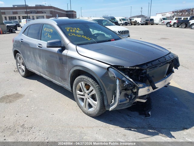 MERCEDES-BENZ GLA - 1