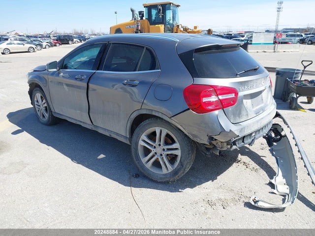 MERCEDES-BENZ GLA - 3