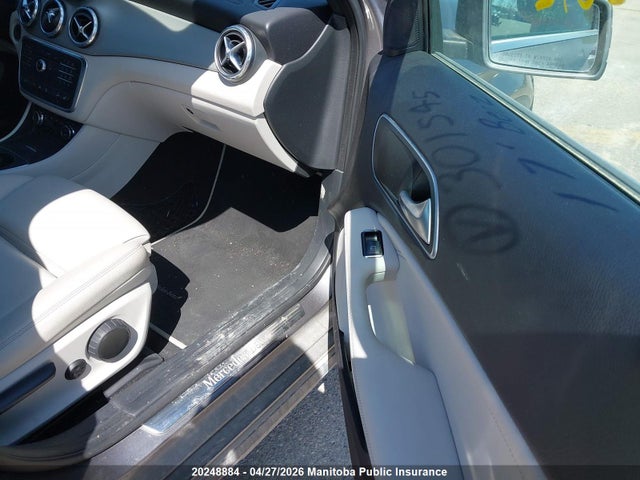 MERCEDES-BENZ GLA - 5