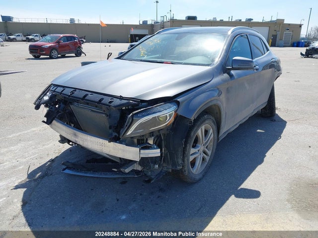 MERCEDES-BENZ GLA - 6