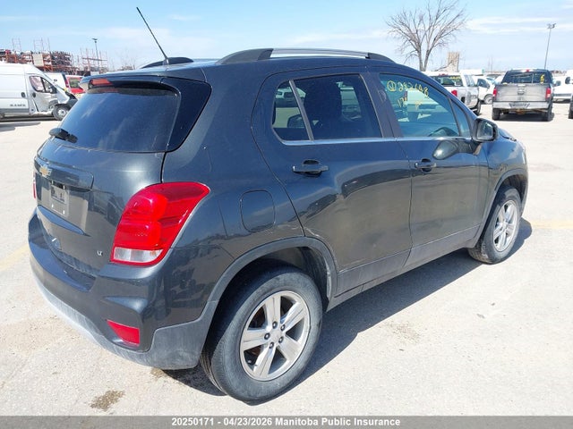 CHEVROLET TRAX - 4