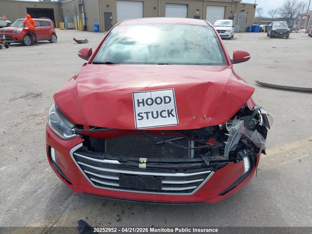 HYUNDAI ELANTRA - 10