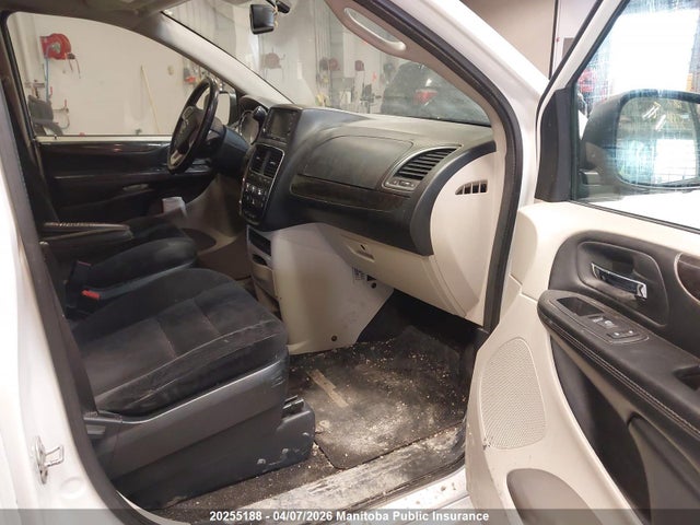 DODGE GRAND CARAVAN SXT - 5