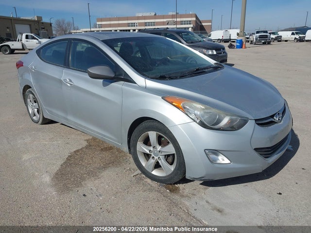 HYUNDAI ELANTRA GLS - 1