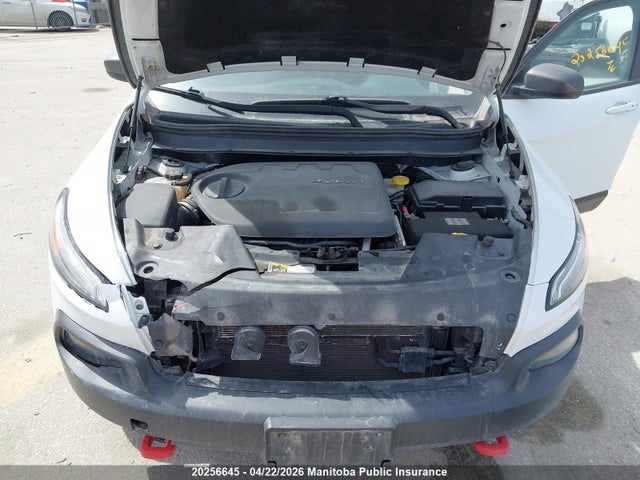 JEEP CHEROKEE TRAILHAWK - 9