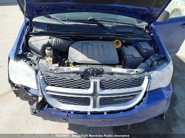 DODGE GRAND CARAVAN SXT - 9