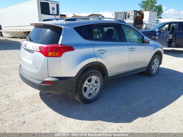 2014 Toyota RAV4 LE — фото 4