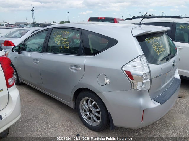 صورة 3 لـ 2012 Toyota PRIUS V