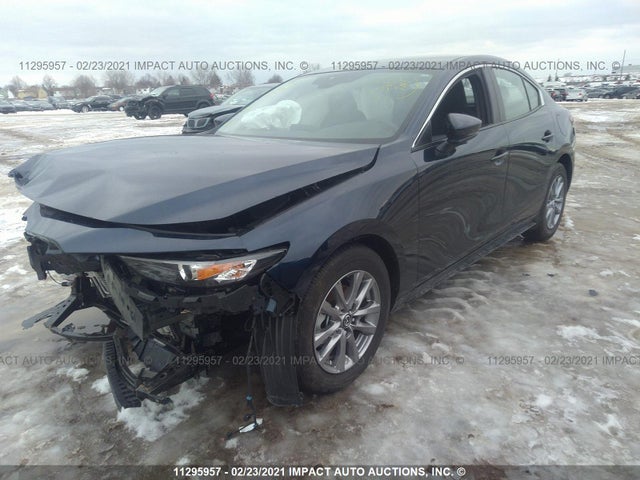 Mazda 3 2020 3MZBPAB72LM139033 Image 2