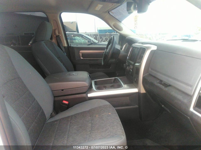 1C6RR7TM0JS285252 RAM 1500 Outdoorsman