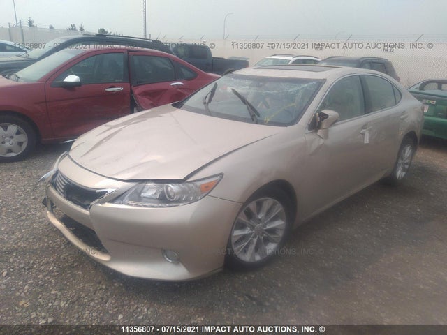 JTHBW1GG0F2092612 Lexus ES 300H