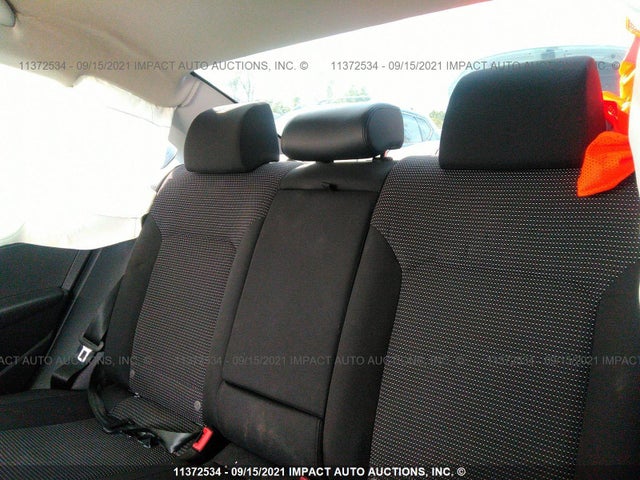 1VWAA7A36JC034704 Volkswagen Passat S/r-line