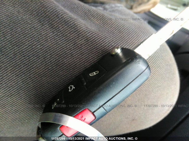 1VWAT7A33HC001714 Volkswagen PASSAT S