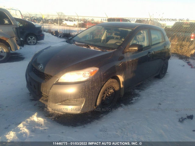 Toyota Matrix 2011 2T1KU4EE8BC699024 Image 2