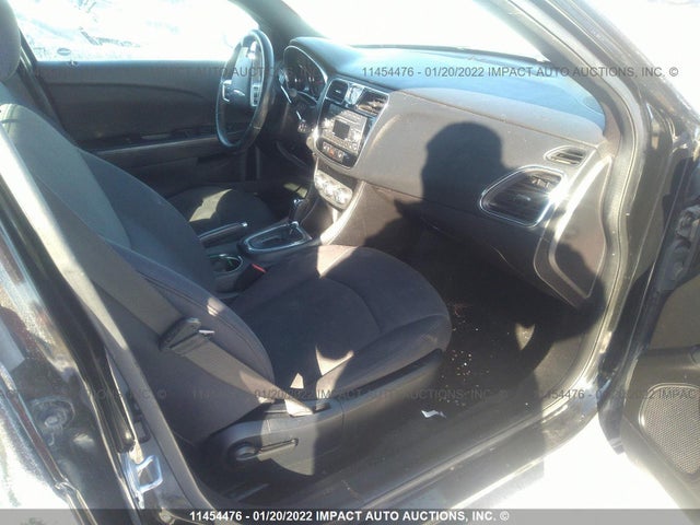1C3CCBBB3EN145837 Chrysler 200 Touring