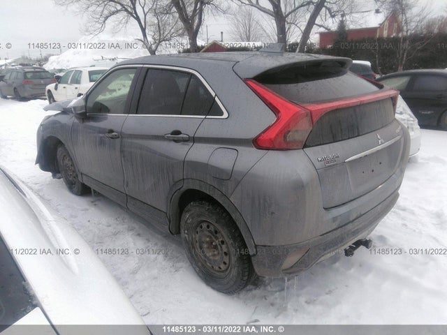 JA4AT3AA6JZ618760 Mitsubishi Eclipse Cross Es